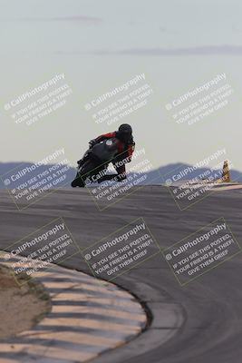 media/Sep-21-2025-Race Pace (Sun) [[98bf33ef95]]/Non Verified/1-Turns 9 and 10 (8am)/